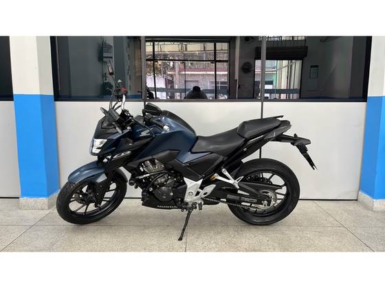 HONDA CB 300F TWISTER CBS HONDA CB 300F TWISTER CBS